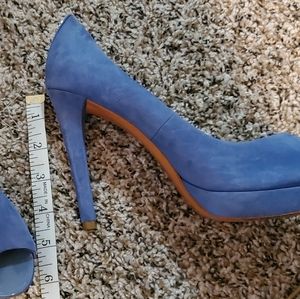 Coach Velevet Heels